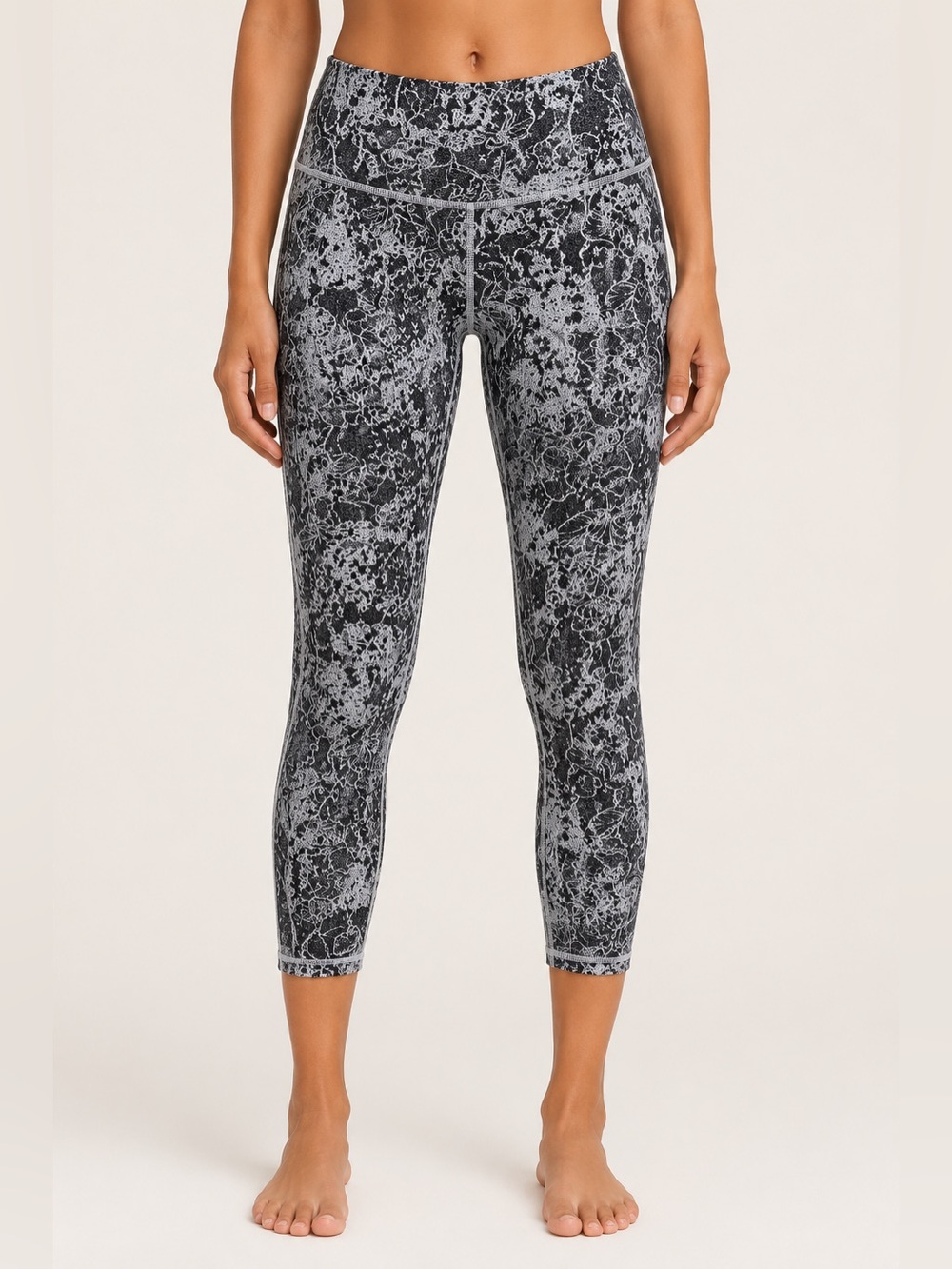 Athleta Elation Graffiti 7/8 Tight XL Floral Print Yoga Leggings Athleisure - Picture 1 of 12